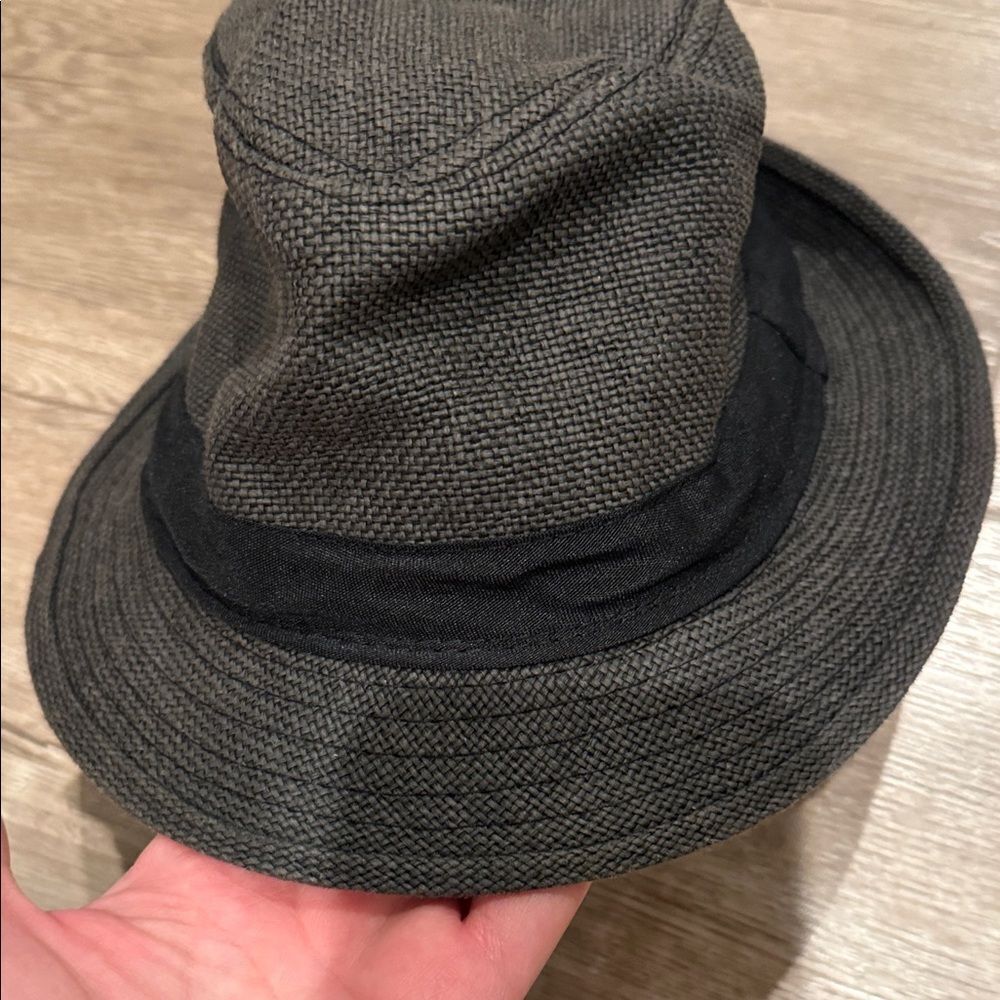 Stylish Gray and Black Bucket Hat